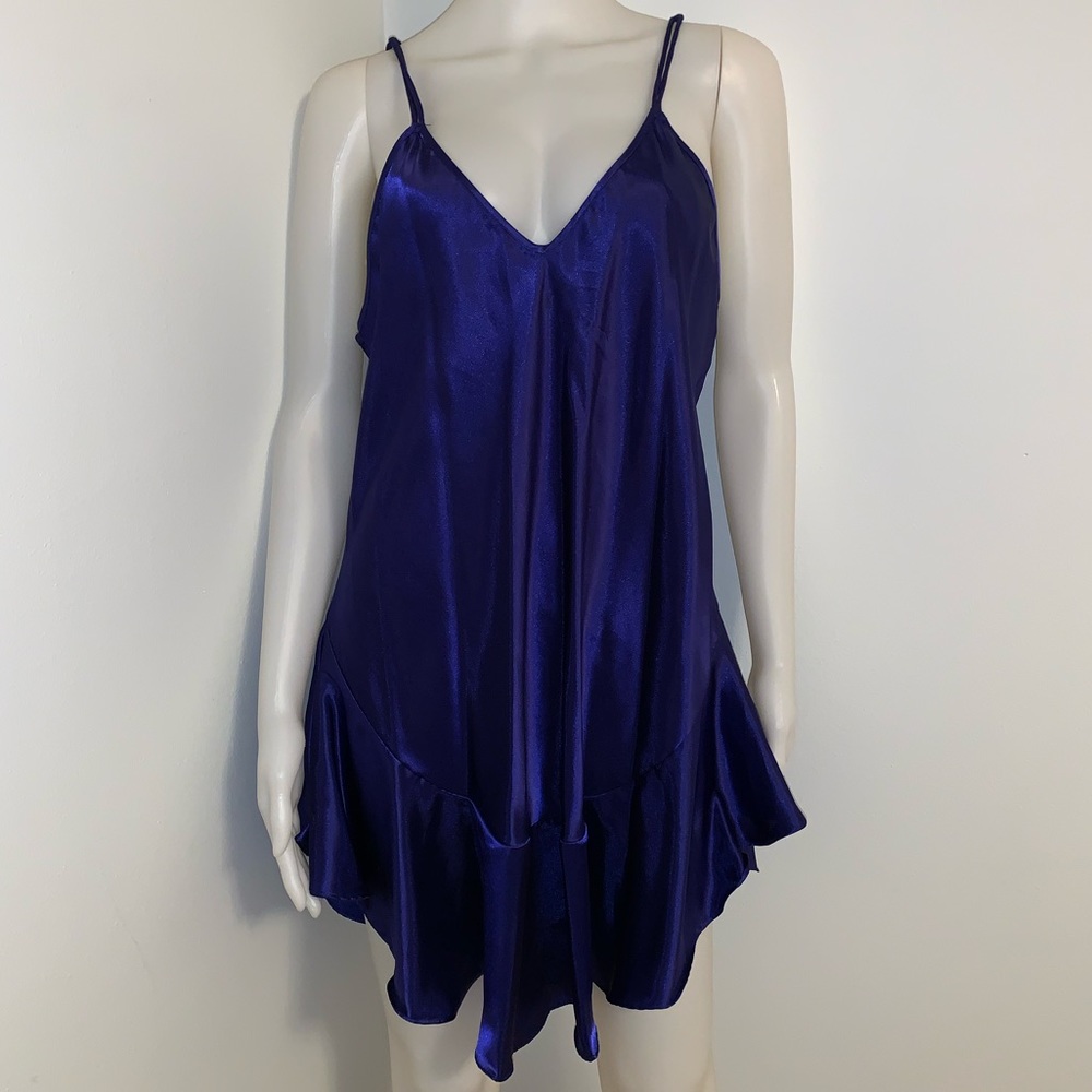 Vintage silky nighty
